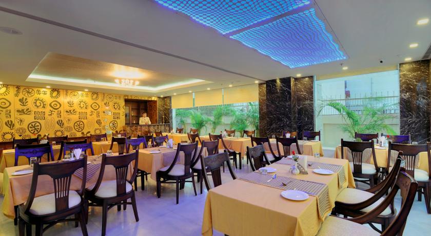 Hotel Atulyaa Taj